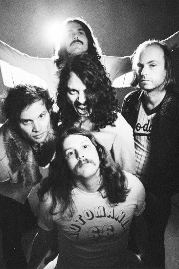 PRE-ORDER - Pack Collector Komodor